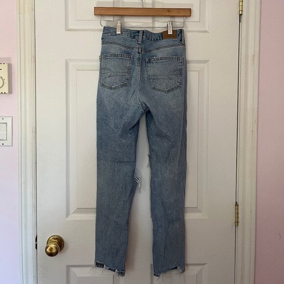 American Eagle High Rise Mom Jeans - Picture 2 of 2